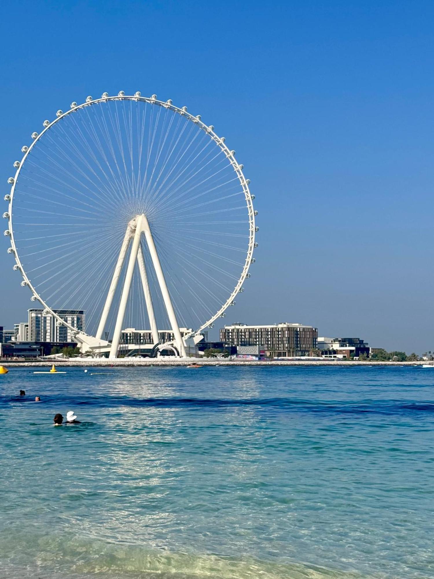 4 All Friends Jbr, Sea View Dubai Exterior photo